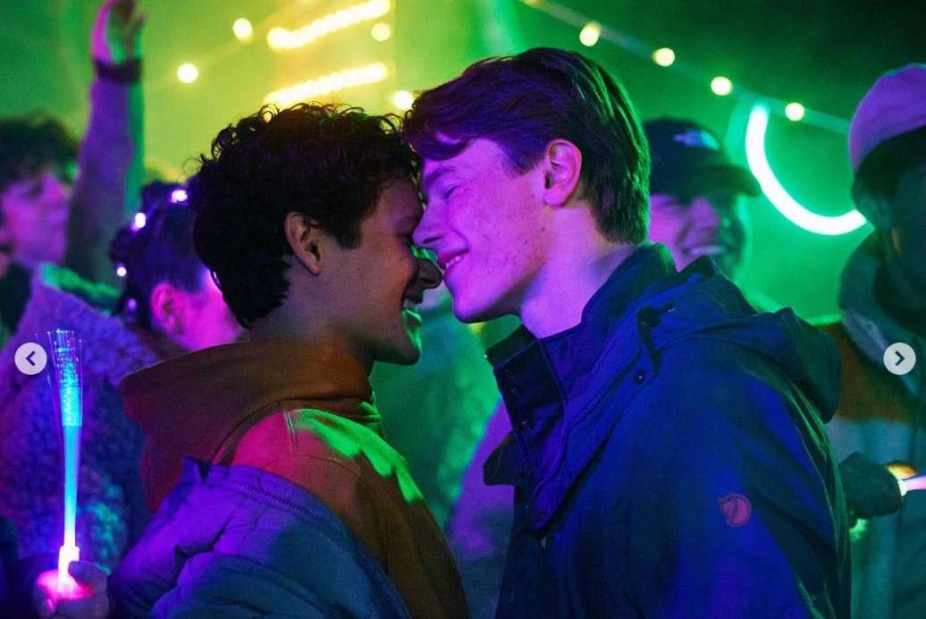 Young Royals Wilhelm Simon get close in Season 3 photos.jpg